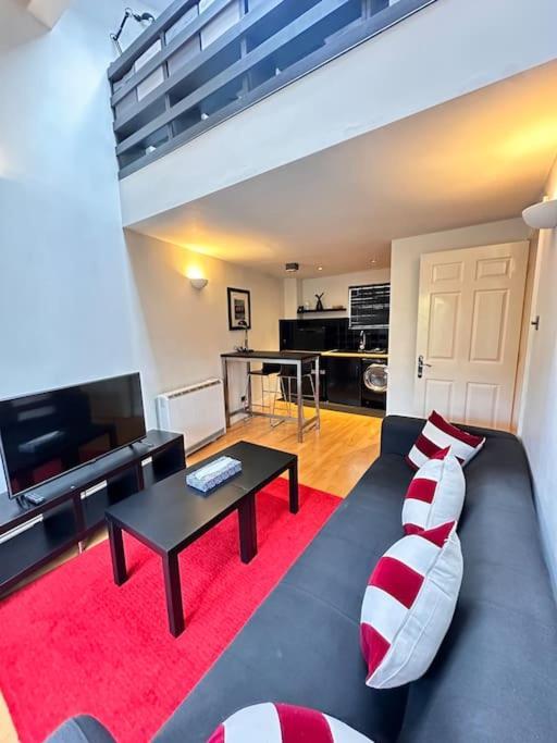 Kay Star Living Apartment Birmingham Exterior foto